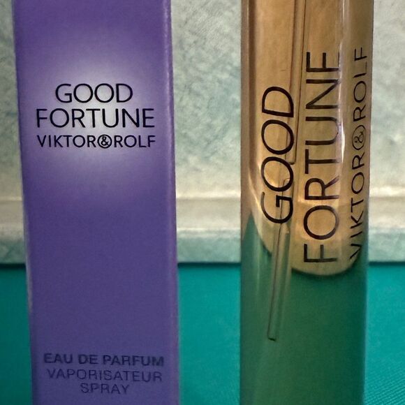 Viktor & Rolf Good Fortune Eau de Parfum – Travel Spray 10ml - Picture 15 of 17
